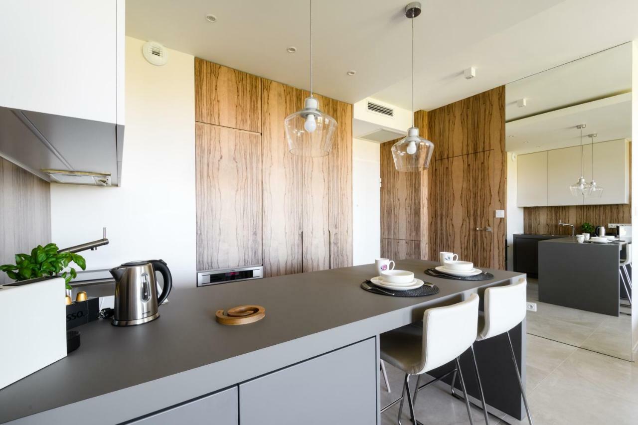 Luxlux Afara * Warszawa